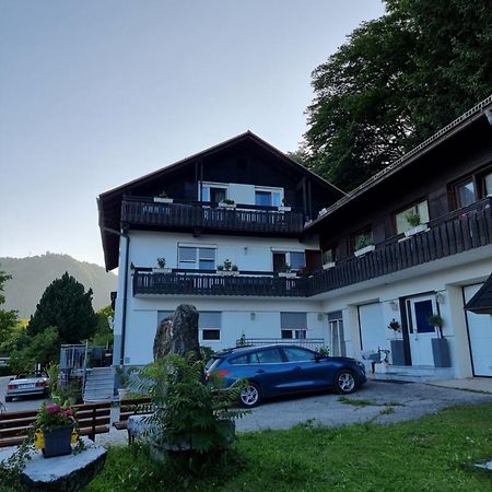 Ferienhaus Burgblick Treffen Buitenkant foto