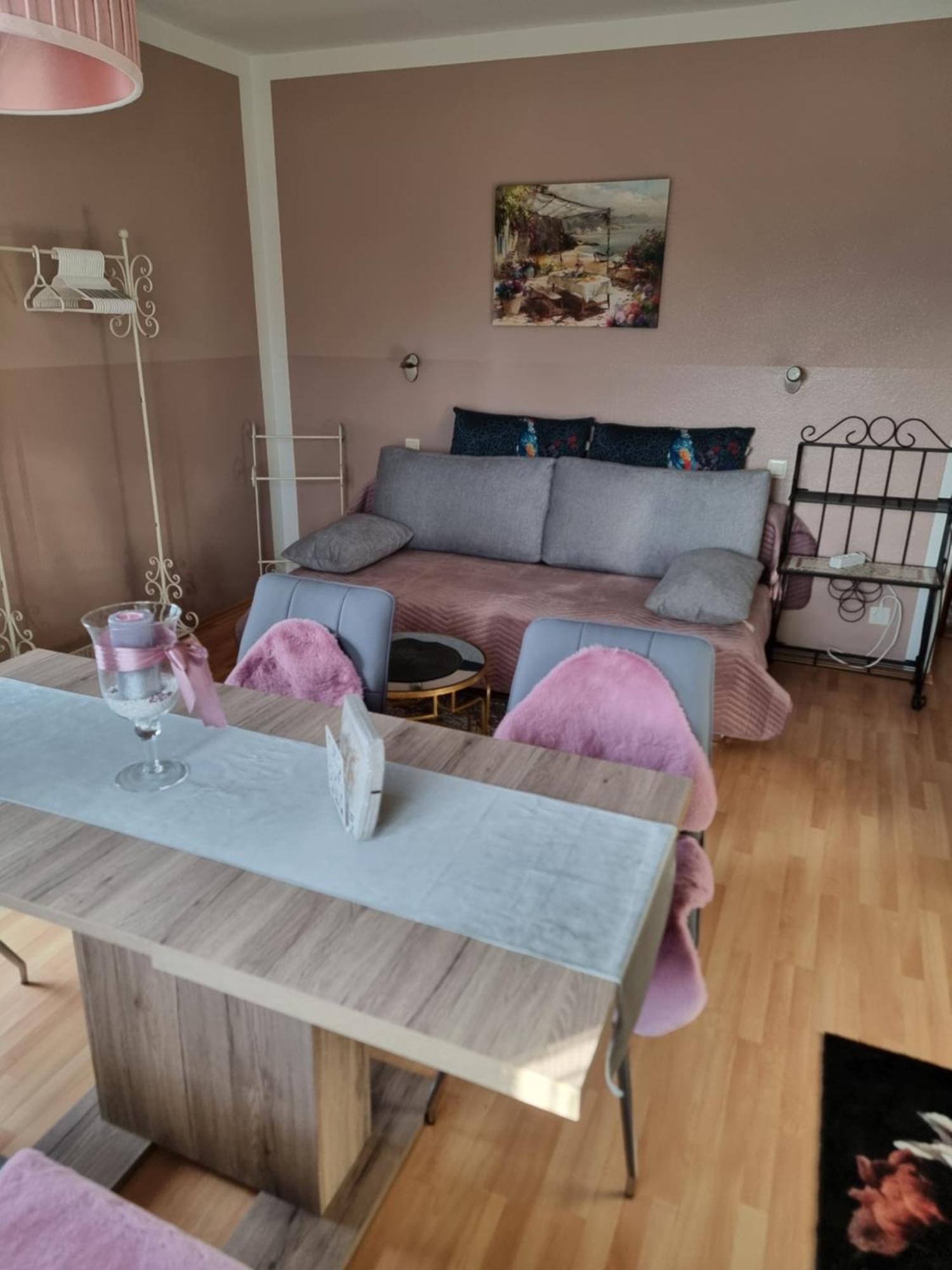 Ferienhaus Burgblick Treffen Buitenkant foto